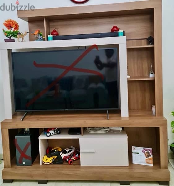 TV cabinet with good conditions for urgent sale 0