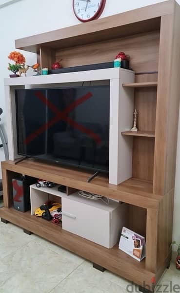 TV cabinet with good conditions for urgent sale 1