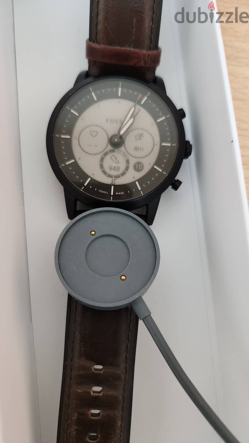 WATCH - FOSSIL HYBRID w CHARGER 7