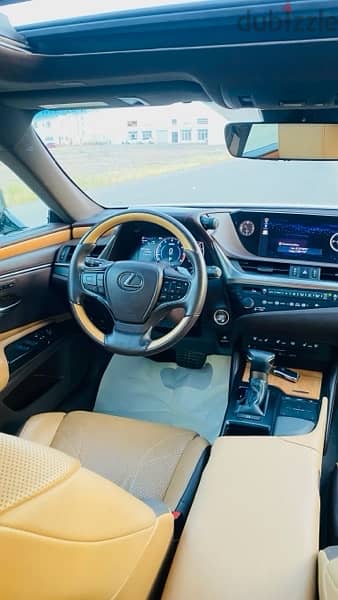 Lexus ES-Series 2019 7