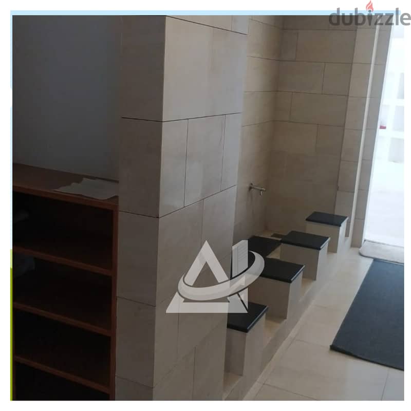 ADC901**A Beautiful spacious office in shatti qurum in a prime locatio 7