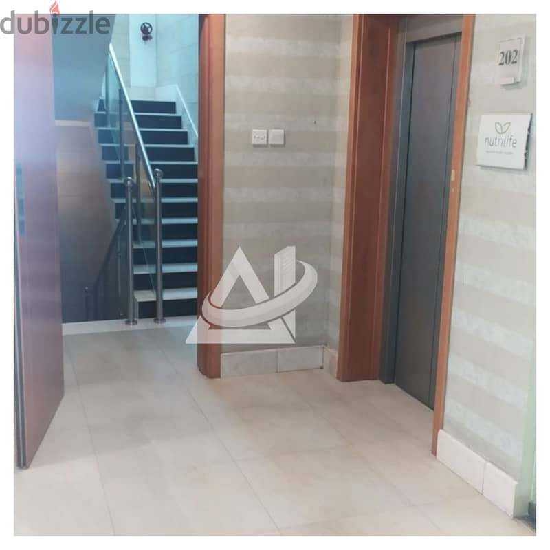 ADC901**A Beautiful spacious office in shatti qurum in a prime locatio 14