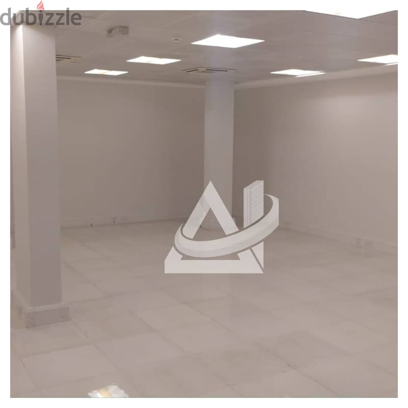 ADC902**A Beautiful spacious office in shatti qurum in a prime locatio 3