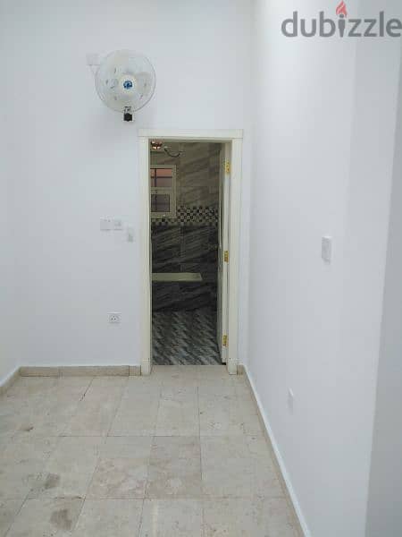 3bhk with split Ac  Graund floor 375 Rials. Ruwi Mumtaz Area. 6