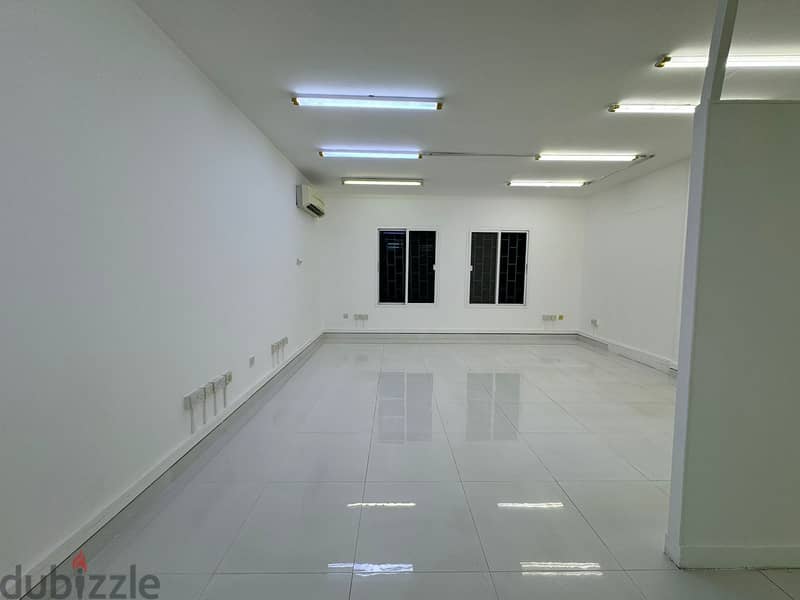 1BHK Office Space For Rent in Shatti Al Qurum QM PPC100 6