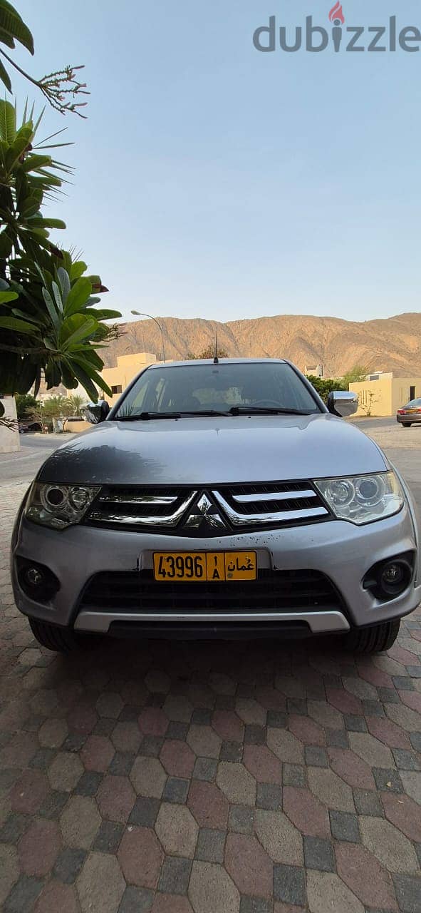 Mitsubishi Pajero Sport 2014 3.5 4x4 Lady Driven only 106,000 km 5