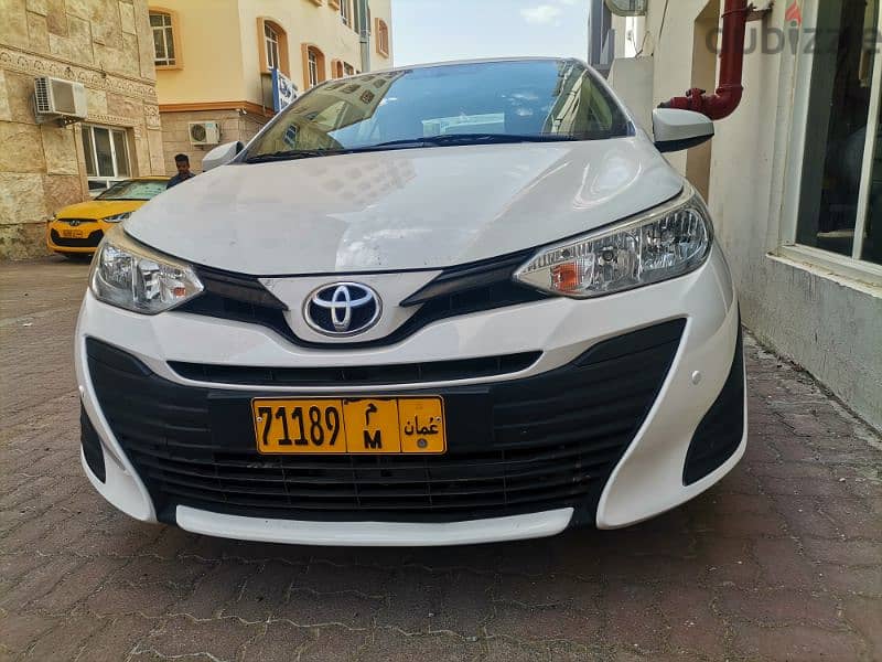 Toyota Yaris 2019 خليجي 1.5سيسي بحالة الوكالة 7