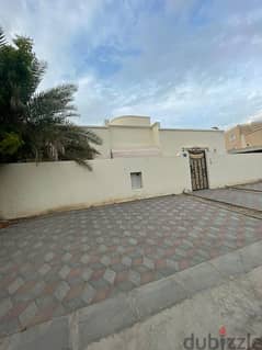 Luxury villa in Al Mawaleh South فيلا فاخره في الموالح طابق واحد