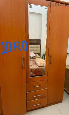 cupboard with mirror 0