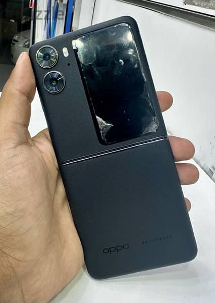 OPPO FIND N2 FLIP 256 GB 0