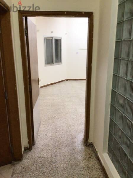 A huge 1 bhk flat for rent in wadi kabir near nesto 4