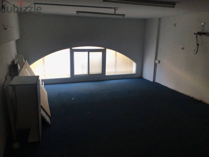 commercial shop for rent in wadi kabir opposite Honda road signal 3