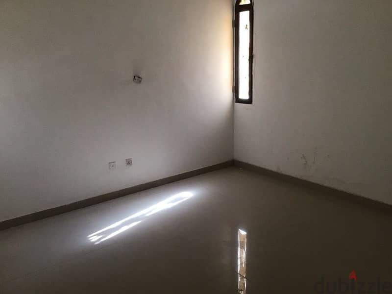 3 bhk flat in Qurum near Muscat international school Mina alfahal 1