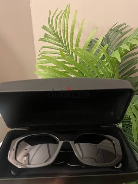 versace sunglasses  نظارة فرزاتشي 3