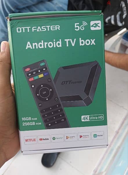 New Reciever & Android box with one year key 0