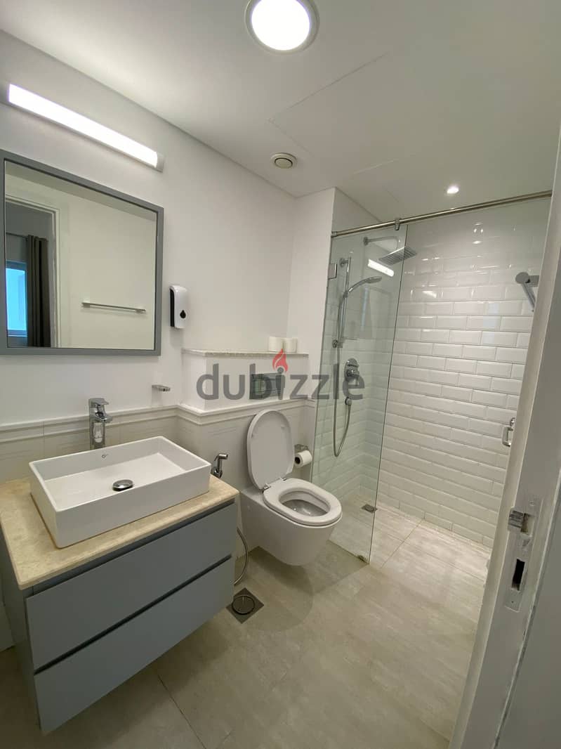 PRIVATE JACUZI TERRACE 2bhk apartment in SIFAH 6