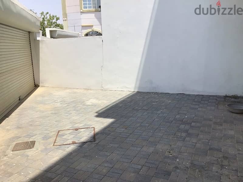 New 4 bhk villa for rent in madina qaboos with swimming pool 1