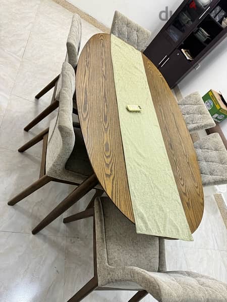 Dining table for sale from A&H 2