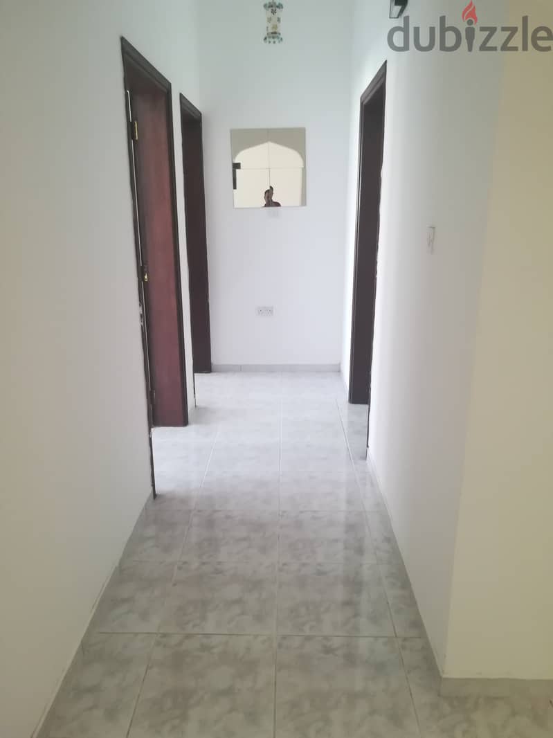 Al Khuwair ! 2 BHK Specious Family Flat at AL Khuwair33 near Technical 9