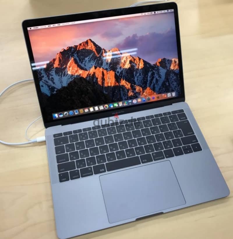 MacBook Pro i5,256gb for Sale! 1