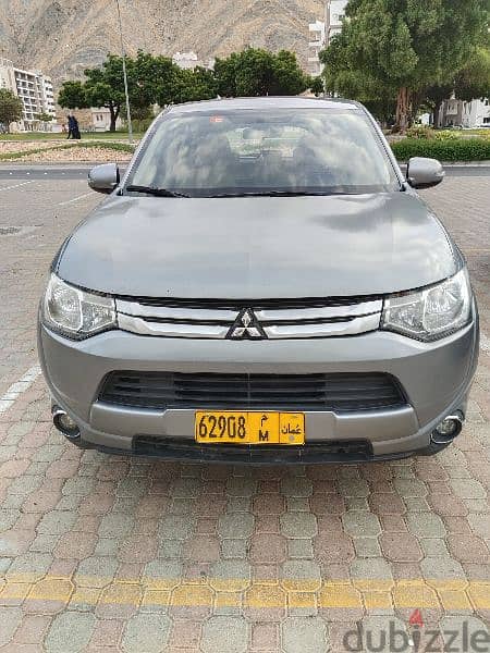 Mitsubishi Outlander 2015 4 WD 7 seater 12