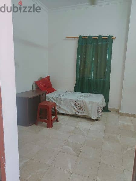 Room for rent 95. OMR 3