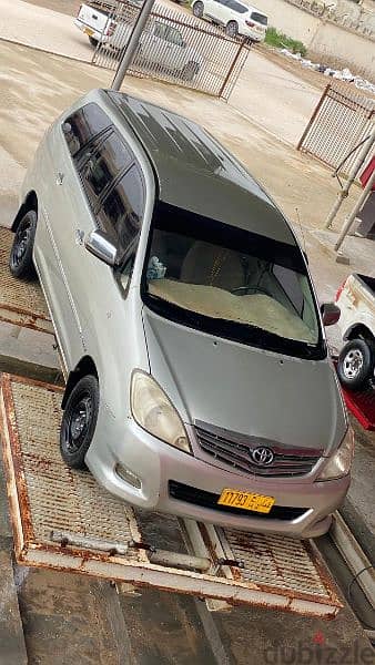 Toyota Innova 2010 0