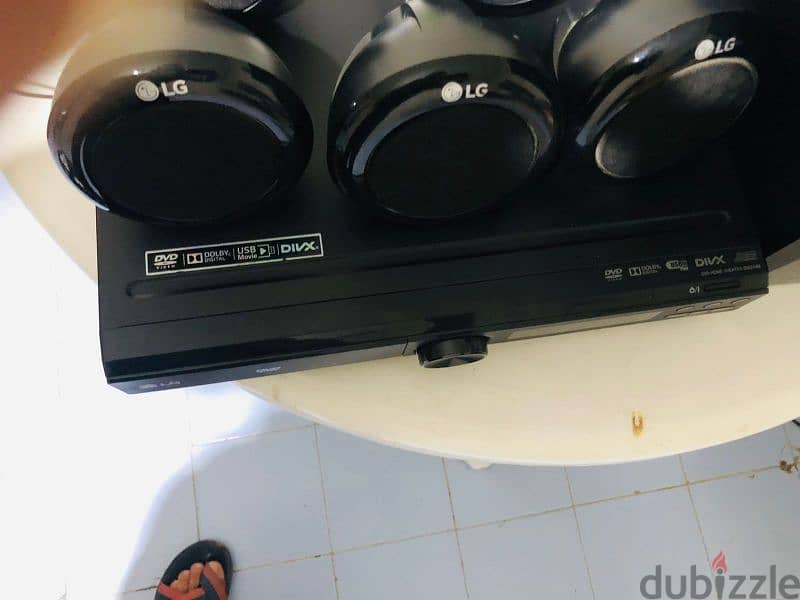 sound system for sale urgent. . Al khuwair 1