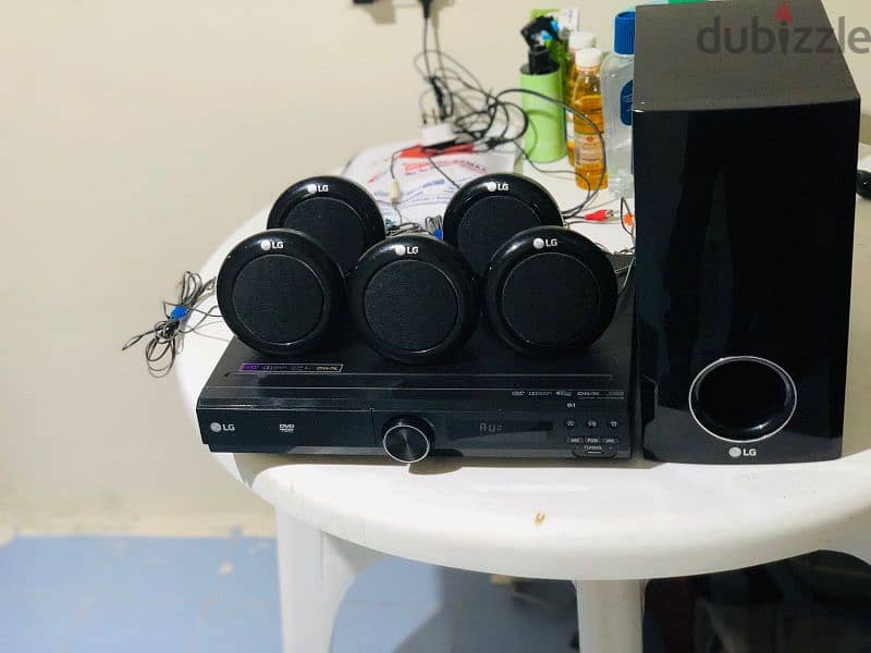 sound system for sale urgent. . Al khuwair 5