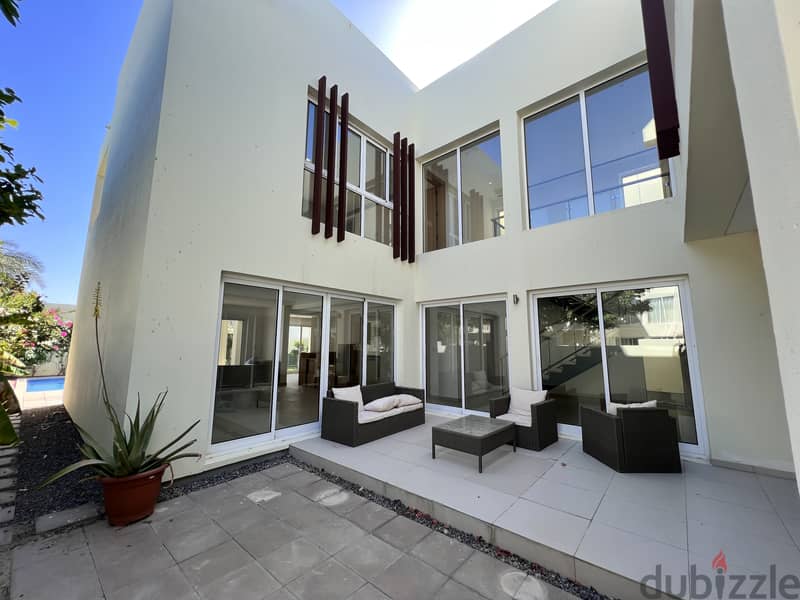 3 Bedroom Villa with Private Pool for Rent in Al Mouj Muscat 10