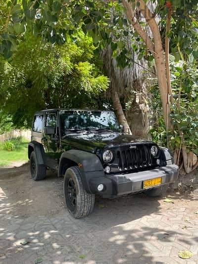 Jeep استعمال بنت ما دخلت رمله