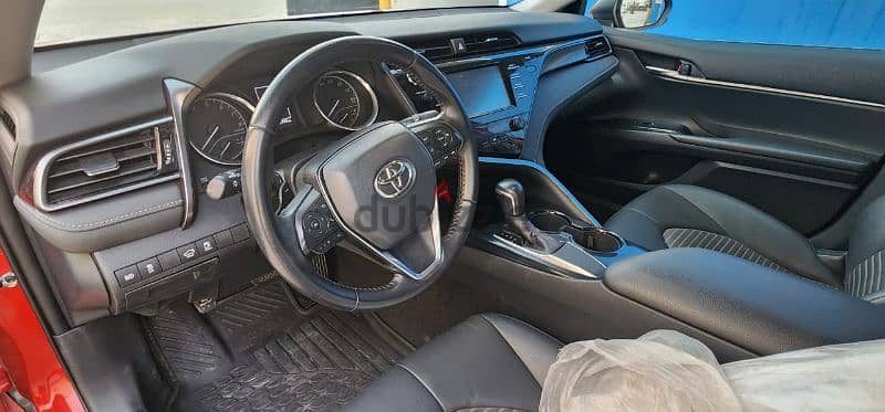 Toyota Camry 2019 (clean car, intact airbag, small accident) 7