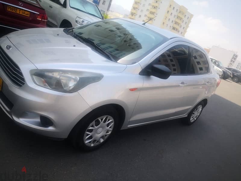 Nissan Sunny  for rent 160 RO  for month 14