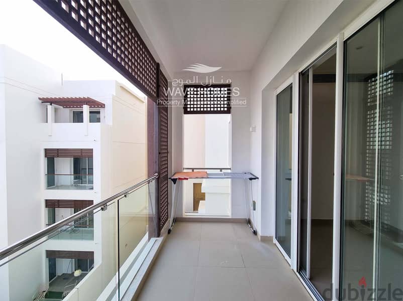 Spacious 3 Bedroom Apartment for rent in Al Mouj 15