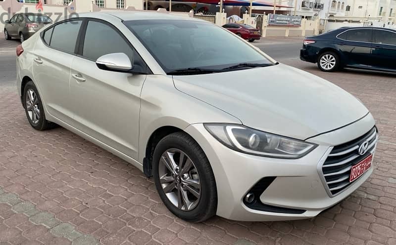 Hyundai Elantra 2018 1