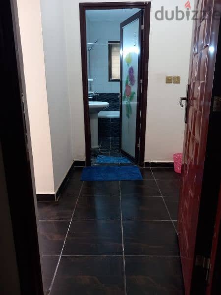 Room for Rent in Al Qurum 2