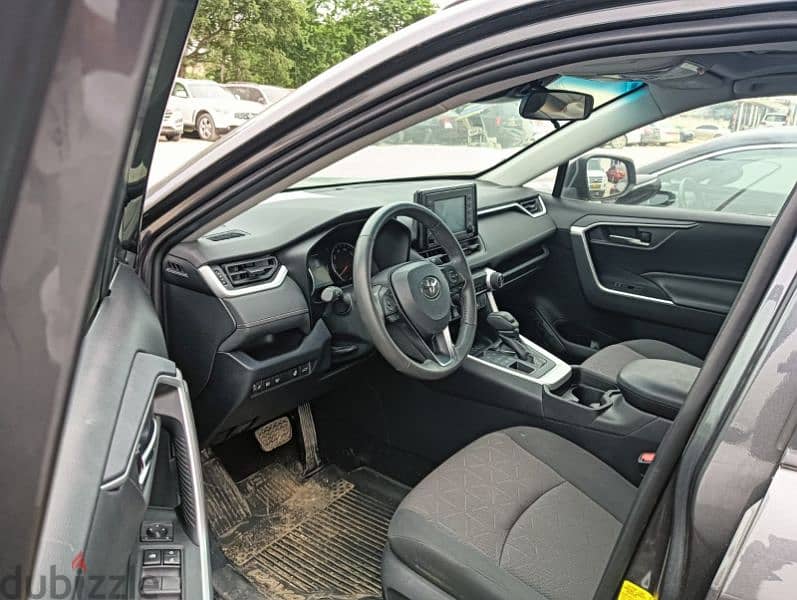 Toyota Rav4 XLE 2019 4