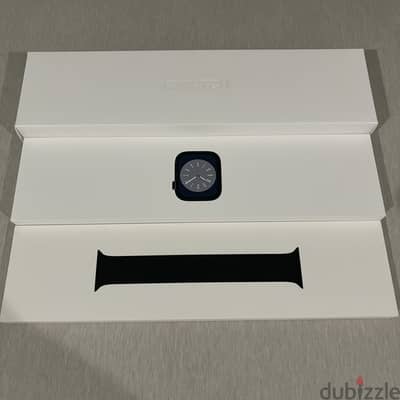 للبيع Apple Watch Series 8 with eSIM