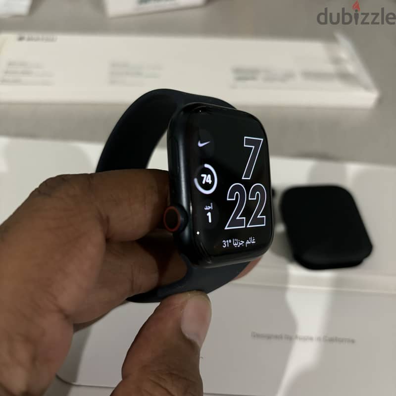 للبيع Apple Watch Series 8 with eSIM 6