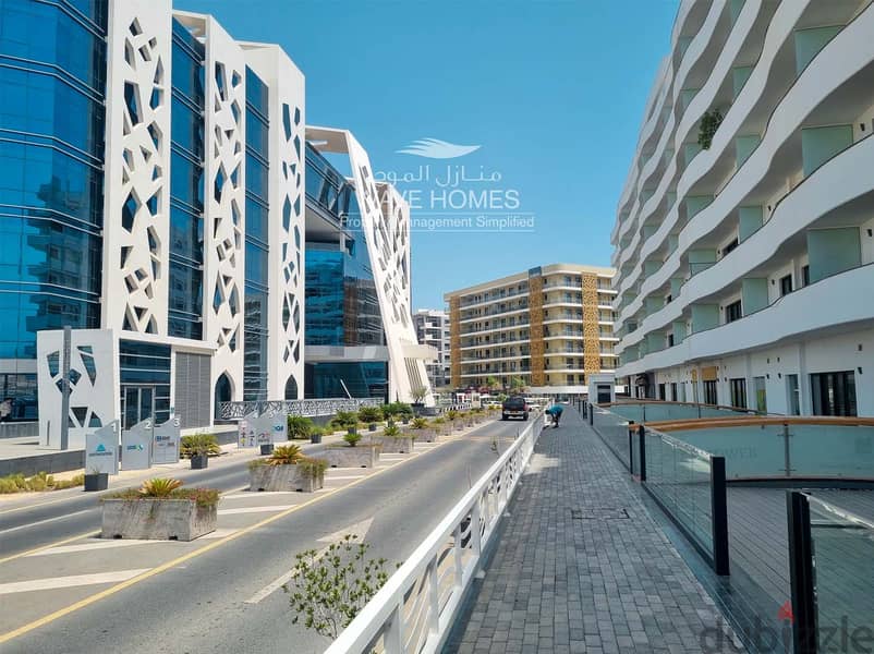 Free hold shops for sales in Business Tower - Muscat Hills 8