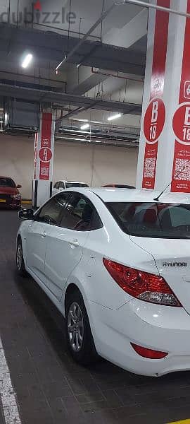 Hyundai Accent 2013 10