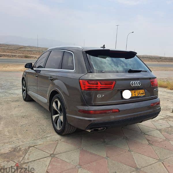 Audi Q7 2016 1