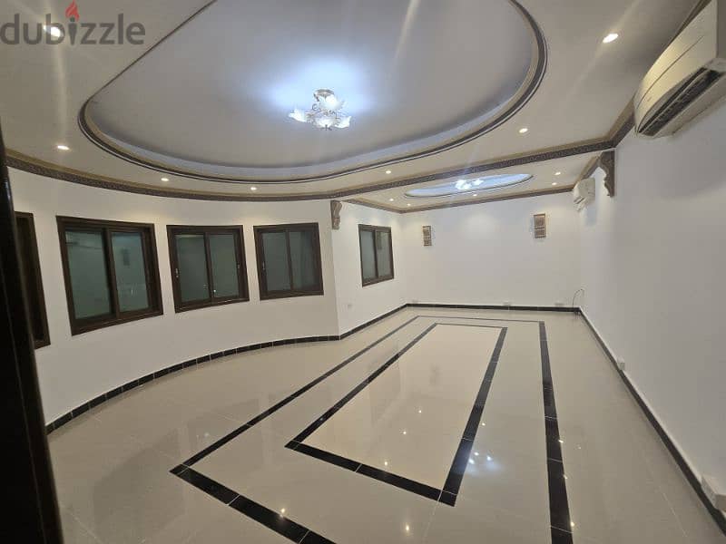 Spacious  bright first floor of house private entrance 3