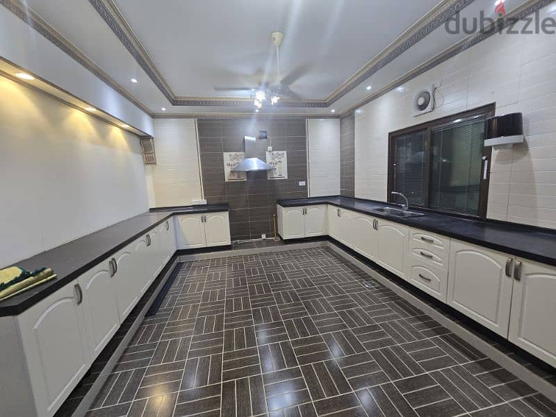 Spacious  bright first floor of house private entrance 5