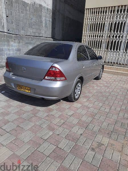 Nissan Sunny 2009 3