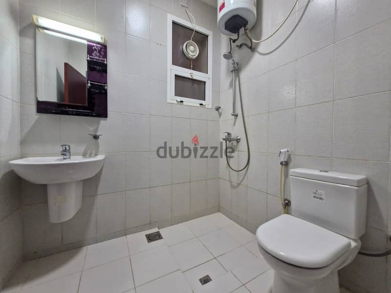 1 BR Cozy Apartment in Qurum 6