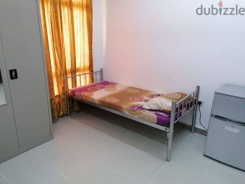 Bed Space For Rent 35 OMR. For Muslim Male Only Indain & Pakistani 2