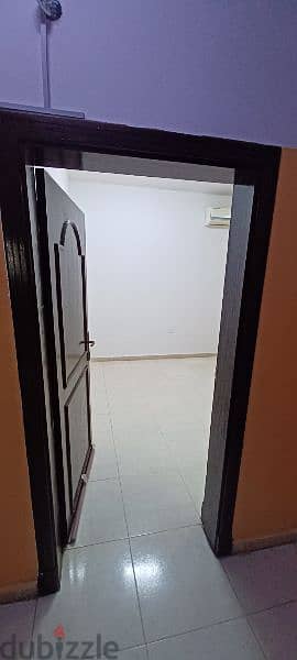 one room available for rent( ladies or couple only) 1