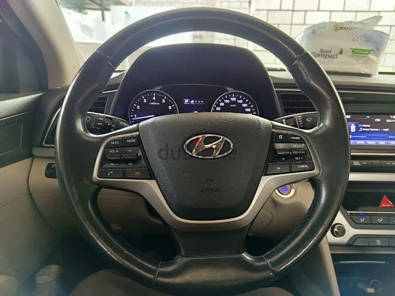 Hyundai Elantra 2018 7