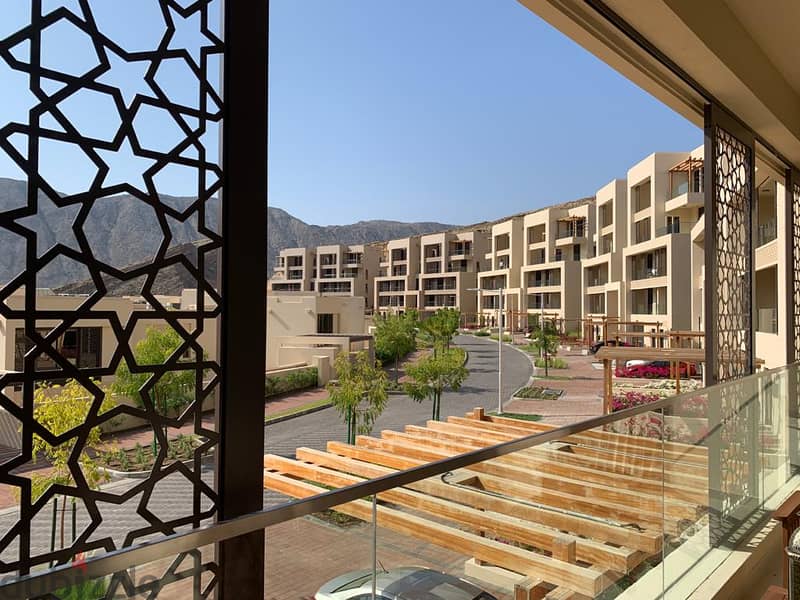 1 BR Fully Furnished Apartment in Muscat Bay 5